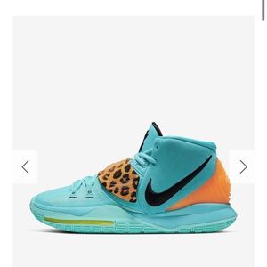 Size Mens 9 Womens 10.5 Nike Kyrie basketball shoes